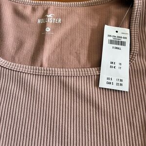 Hollister XS Rose Mauve color crop top